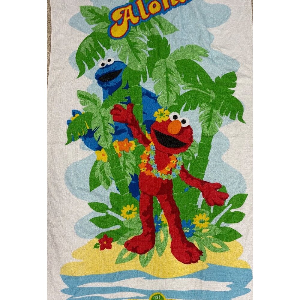 Vintage Sesame Street Elmo & Cookie Monster Aloha Beach Towel Kids Pool Fun - Picture 3 of 9